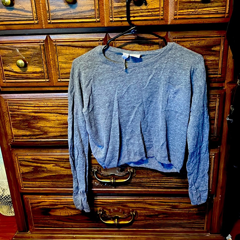 Medium grey DG sweater